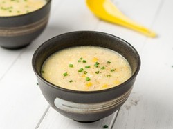 Kurang Sehat? Racik Sup Telur Kaya Nutrisi Ini Buat Sarapan