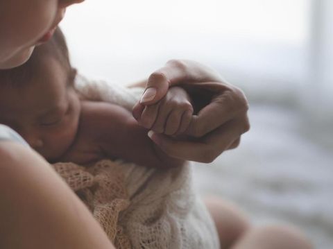 Ibu dan bayi baru lahir