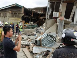 3 Orang Termasuk Bocah 6 Tahun Tewas Akibat Gempa M 6,8 di Filipina
