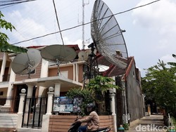 Video Hutan Parabola di Rumah Roy Suryo yang Menarik Perhatian