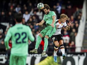 Semangat Pantang Menyerah Real Madrid di Mestalla