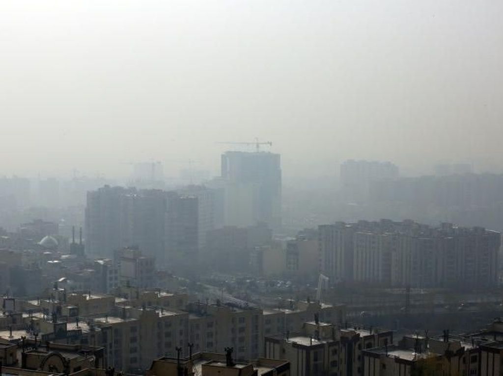 Kabut Asap Bahayakan Kesehatan, Sekolah-sekolah di Iran Diliburkan