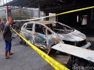 Berita Hari Ini di Jabar: 3 Tewas Akibat Kebakaran hingga Teror Kobra Berita Hari Ini di Jabar: 3 Tewas Akibat Kebakaran hingga Teror Kobra