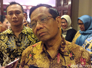 Menko Mahfud Bertemu Kabakamla, Bahas Penataan Ulang Pengamanan Laut RI