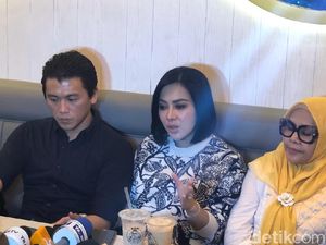 Ngaku Sudah Mulai Masak, Syahrini Punya Strategi Biar Tak Bau Dapur Ngaku Sudah Mulai Masak, Syahrini Punya Strategi Biar Tak Bau Dapur