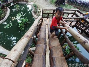 Ada Permainan Tradisional di Taman Tomang Rawa Kepa, Seru Banget!