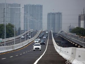 Arus Mudik Natal, Tol Layang Japek Dinilai Efektif Urai Kemacetan