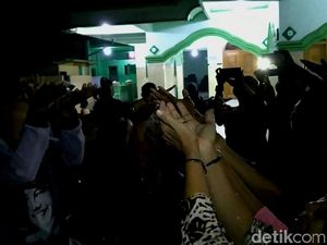 Penjelasan Soal Pohon Bisa Menangis Seperti yang Heboh di Pekalongan Penjelasan Soal Pohon Bisa Menangis Seperti yang Heboh di Pekalongan