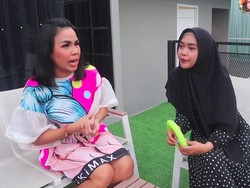 Ke Rumah Ria Ricis, Melaney Ricardo: Ih Gue Mau Jadi YouTuber Aja