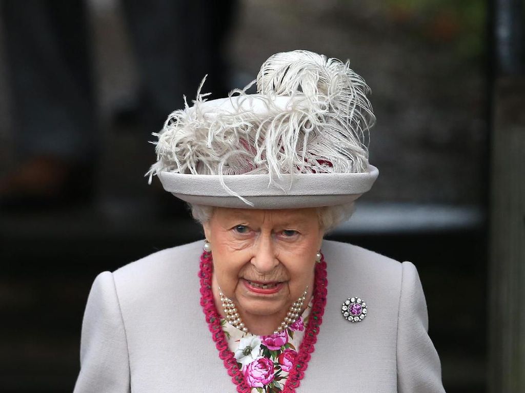 Aturan Mandi Ratu Elizabeth II, Tinggi Air di Bathtub Tak Lebih 18 Cm