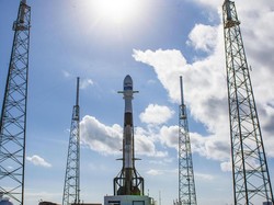 SpaceX Luncurkan Satelit Penyebar Internet Daerah Terpencil
