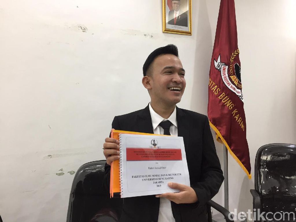 Teruskan Amanah Jupe, Ruben Onsu Targetkan Lulus Kuliah Tahun Depan Teruskan Amanah Jupe, Ruben Onsu Targetkan Lulus Kuliah Tahun Depan