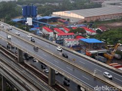 Tol Japek Layang Ditutup Tengah Malam Ini