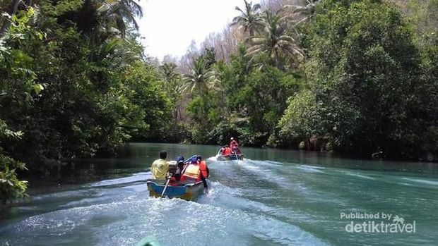 Sungai Maron Pacitan