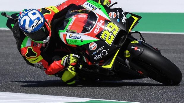Pebalap MotoGP Andrea Iannone Dihukum 18 Bulan