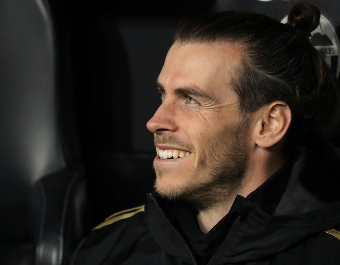 VALENCIA, SPAIN - DECEMBER 15: Gareth Bale of Real Madrid looks on during the Liga match between Valencia CF and Real Madrid CF at Estadio Mestalla on December 15, 2019 in Valencia, Spain. (Photo by Angel Martinez/Getty Images)
