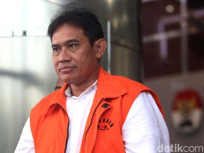 Tiba di KPK, I Kadek Kertha Laksana Membisu