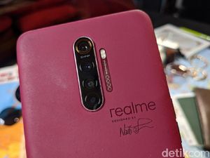 Ponsel Flagship Realme Pecahkan Rekor di AnTuTu Ponsel Flagship Realme Pecahkan Rekor di AnTuTu