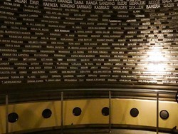 15 Tahun Berlalu, Ratusan Korban Tsunami Asia Masih Belum Teridentifikasi