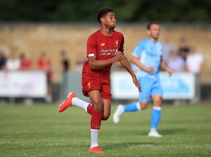 Liverpool Turunkan Anak SMA Hadapi Aston Villa