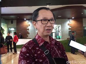 Mau Curhat ke Kantor Erick Thohir, Nasabah Jiwasraya Cuma Ditemui Satpam Mau Curhat ke Kantor Erick Thohir, Nasabah Jiwasraya Cuma Ditemui Satpam