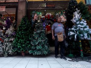 Mempersiapkan Christmas Fund Mempersiapkan Christmas Fund
