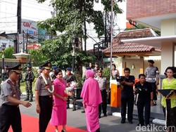 Meriahnya Penyambutan Irjen Pol Asep Jadi Kapolda DIY yang Baru