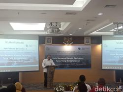 Keluhkan Harga BBM, Nelayan Ikan Tuna Ngadu ke Edhy Prabowo