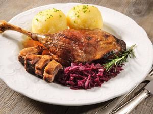 Yuk! Intip 5 Makanan Natal Populer dari Swedia hingga Jepang Yuk! Intip 5 Makanan Natal Populer dari Swedia hingga Jepang