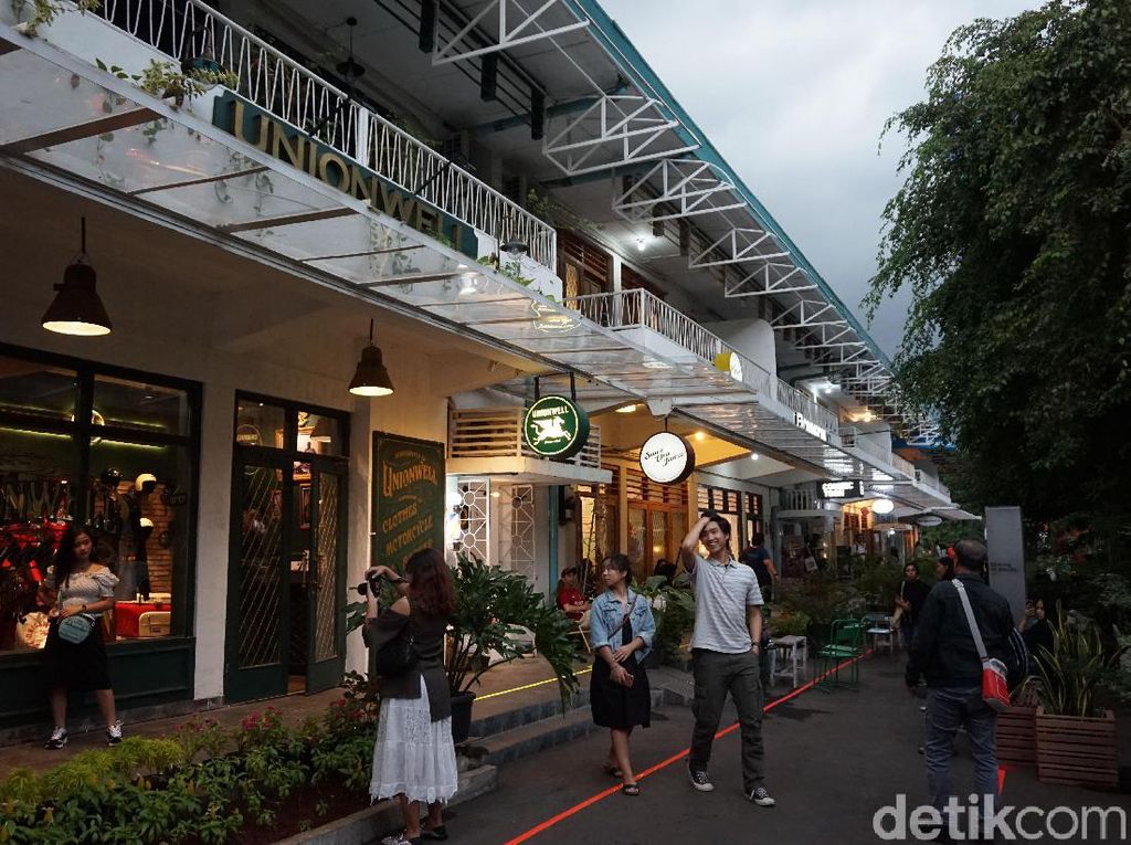 3 Rekomendasi Restoran di M Bloc Space yang Lagi Hits 3 Rekomendasi Restoran di M Bloc Space yang Lagi Hits
