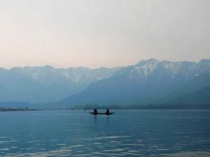 Mungkin Inilah Danau Terindah di Kaki Himalaya