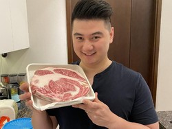 Chef Arnold Masak Wagyu Rp 3,3 Juta, Netizen: Kemiskinan Ku Meraung
