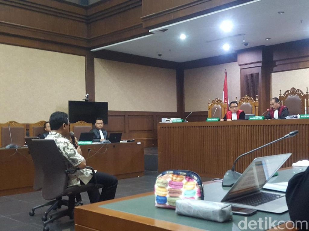 Video: Hak Politik Romahurmuziy Dicabut 5 Tahun Video: Hak Politik Romahurmuziy Dicabut 5 Tahun