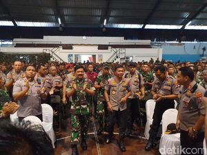 Ke Surabaya Jelang Natal, Panglima TNI: Kami Tak Ingin Ada Sweeping Warga
