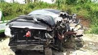Potret Mobil Gus Hilman yang Ringsek di Tol Pandaan-Malang