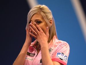 Foto: Momen Bersejarah Wanita Pertama yang Menang Pertandingan Anak Panah