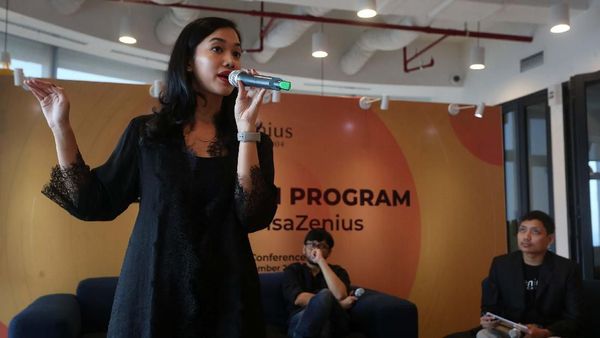 Merangkai Indonesia Cerdas Lewat Zenius