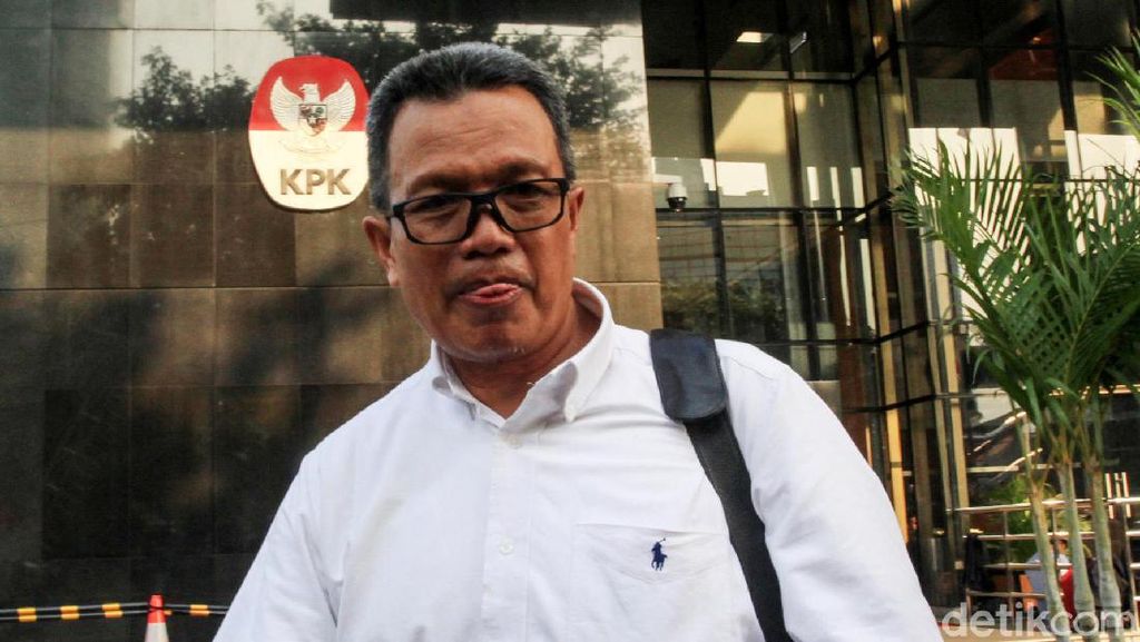Tak Ditahan KPK, Begini Ekspresi Eks Pejabat Waskita Karya Tak Ditahan KPK, Begini Ekspresi Eks Pejabat Waskita Karya