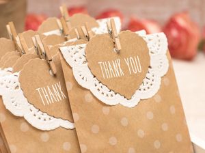 15 Souvenir Pernikahan Unik yang Tren, Bikin Tamu Terkesan 15 Souvenir Pernikahan Unik yang Tren, Bikin Tamu Terkesan