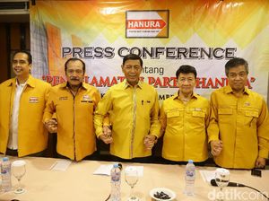 Makin Sengit! Kubu Wiranto Siap Bikin Munaslub Hanura Tandingan Makin Sengit! Kubu Wiranto Siap Bikin Munaslub Hanura Tandingan
