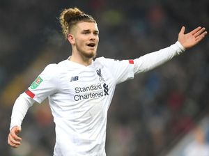 Youngster Liverpool Ini Tolak Madrid Gegara Ramos Cederai Salah