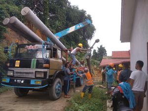 Dipicu Hujan Deras, Longsor Rusak Rumah Warga di Sunggal Sumut