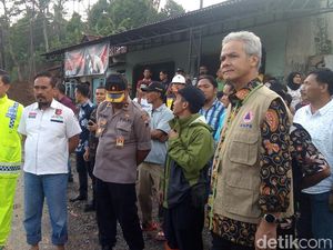 Datangi Titik Longsor di Banjarnegara, Ganjar Minta Rambu Diperbanyak