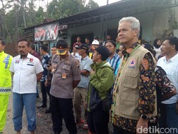 Datangi Titik Longsor di Banjarnegara, Ganjar Minta Rambu Diperbanyak