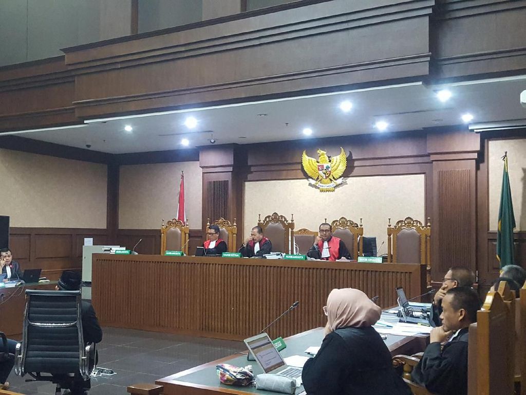 Jadi Saksi Ringankan Rommy, Ahli Pidana Islam Jelaskan Suap Menurut Hadis Jadi Saksi Ringankan Rommy, Ahli Pidana Islam Jelaskan Suap Menurut Hadis