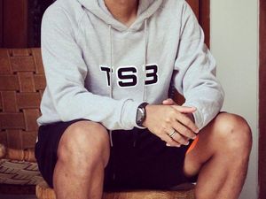 Bambang Pamungkas Tanggapi Empat Tuntutan Amalia Fujiwati Bambang Pamungkas Tanggapi Empat Tuntutan Amalia Fujiwati