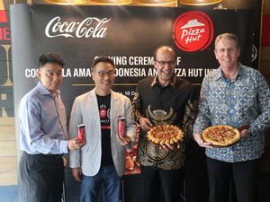 Giliran Pizza Hut Dipersunting Coca Cola Giliran Pizza Hut Dipersunting Coca Cola