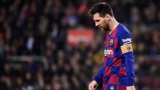 Lionel Messi berpeluang dimainkan sebagai penyerang tengah bersama Quique Setien.
