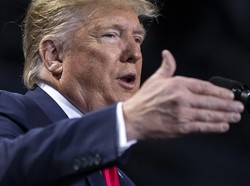 Iran Tanggapi Cuitan Trump dalam Bahasa Persia: Jangan Cemari Bahasa Kami