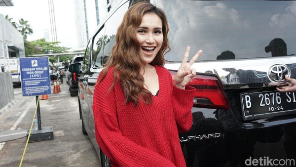 Merah-merah Kolang-kaling, Jangan Marah Ayu Ting Ting